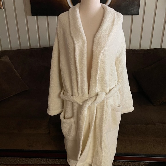 Josie Marin • Fluffy • Yellow • X-Small • Robe - Picture 3 of 14